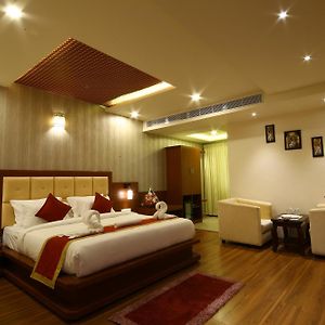 Royal Stay